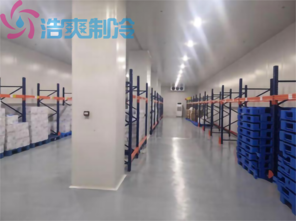 中央廚房冷庫(kù)安裝造價(jià)需要花費(fèi)多少錢？_浩爽制冷